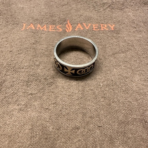 James Avery RETIRED Trinity Ring - Picture 1 of 2